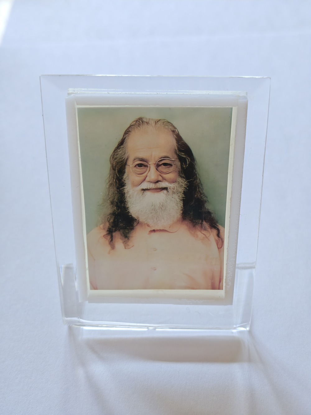 Shri-Gurudev-desktop-frontpic